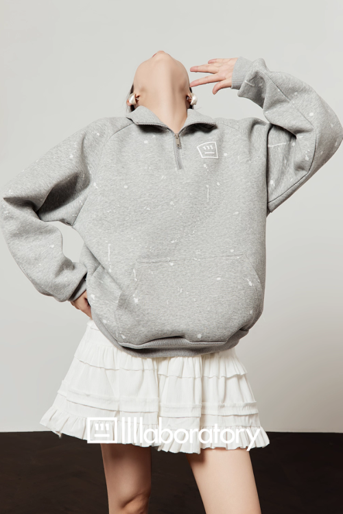 Half-Zip Sweat Top / Lace Mini Skirt