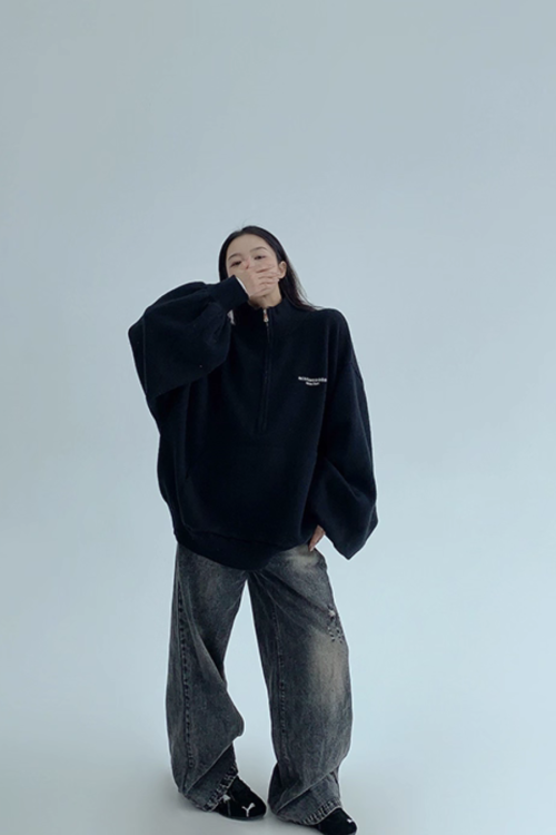 Half-Zip Sweatshirt Top