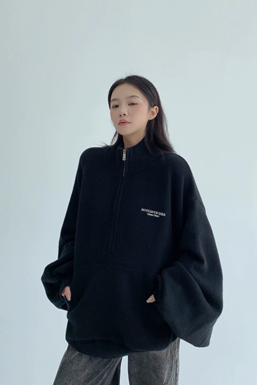 Half-Zip Sweatshirt Top