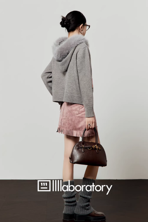 Heart-Eye Embroidered Double Zip Knit