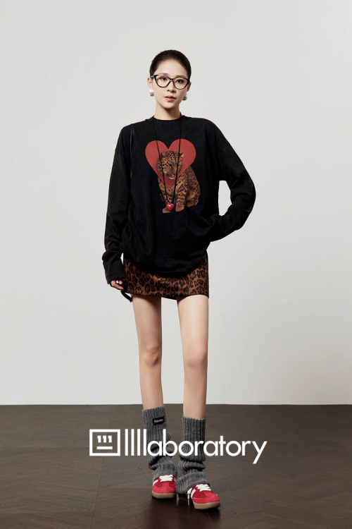 Heart Leopard Long Sleeve T-Shirt / Leopard Skirt