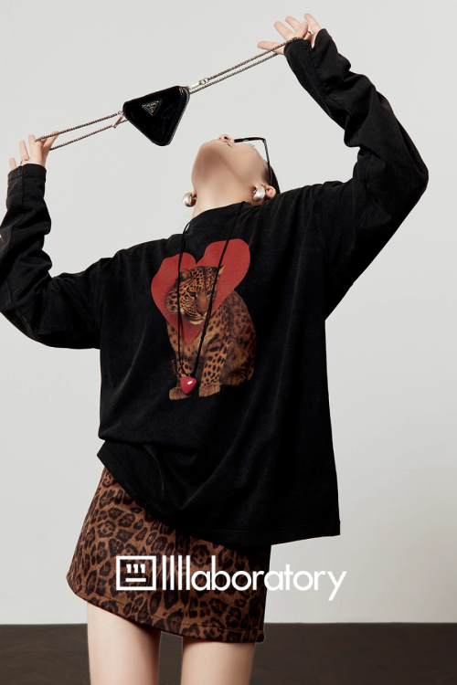 Heart Leopard Long Sleeve T-Shirt / Leopard Skirt