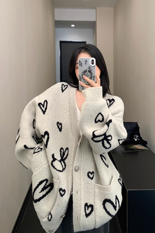 Heart Patterned Knit Cardigan