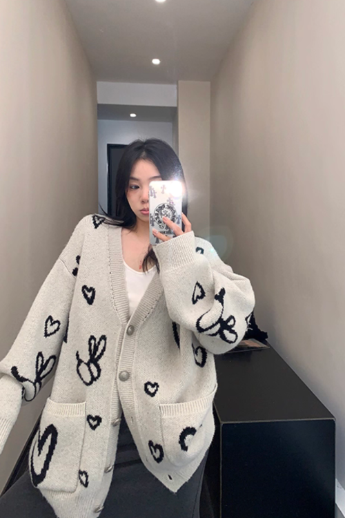 Heart Patterned Knit Cardigan