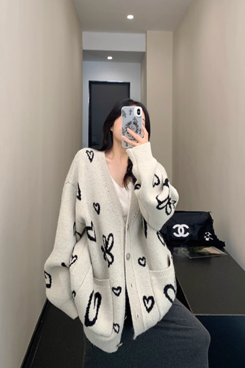 Heart Patterned Knit Cardigan