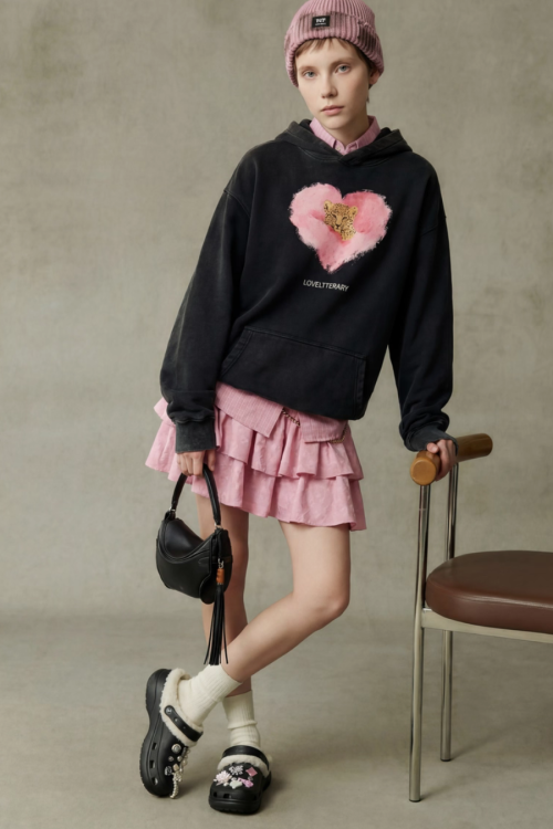 Heart Tiger Retro Hoodie / Pink Mini Skirt
