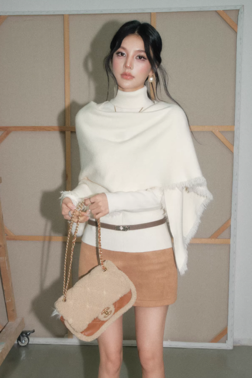 High-Neck Knit Fringe Poncho / Mini Skirt