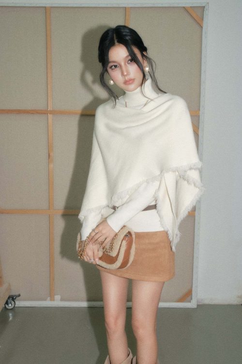 High-Neck Knit Fringe Poncho / Mini Skirt