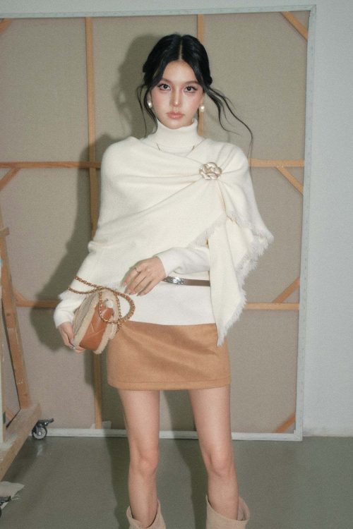 High-Neck Knit Fringe Poncho / Mini Skirt