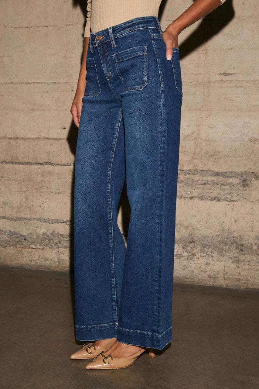 High Waist Wide Leg Vintage Jeans High Waist Wide Leg Vintage Jeans