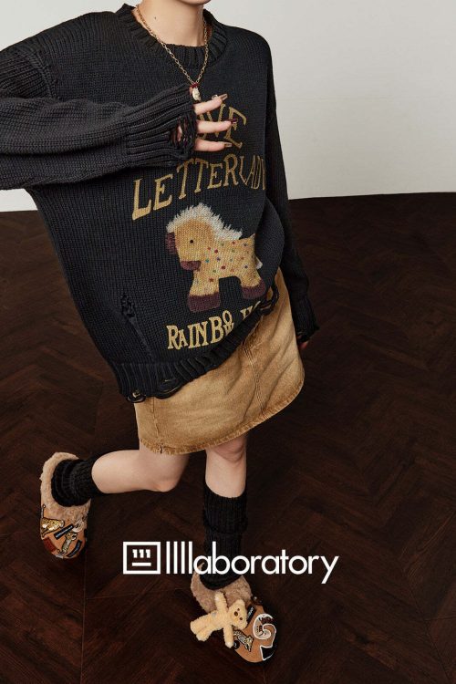 Horse Print Knit Top / Retro Mini Skirt