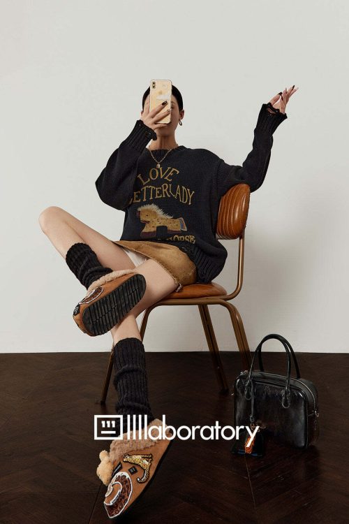 Horse Print Knit Top / Retro Mini Skirt