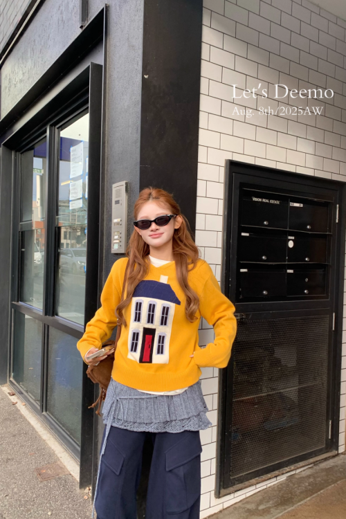 House Motif Knit Top