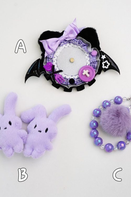 Ita Shoulder Bag with Clear Window for Plushies and Pins