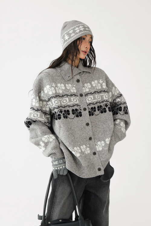 Jacquard High Neck Knit