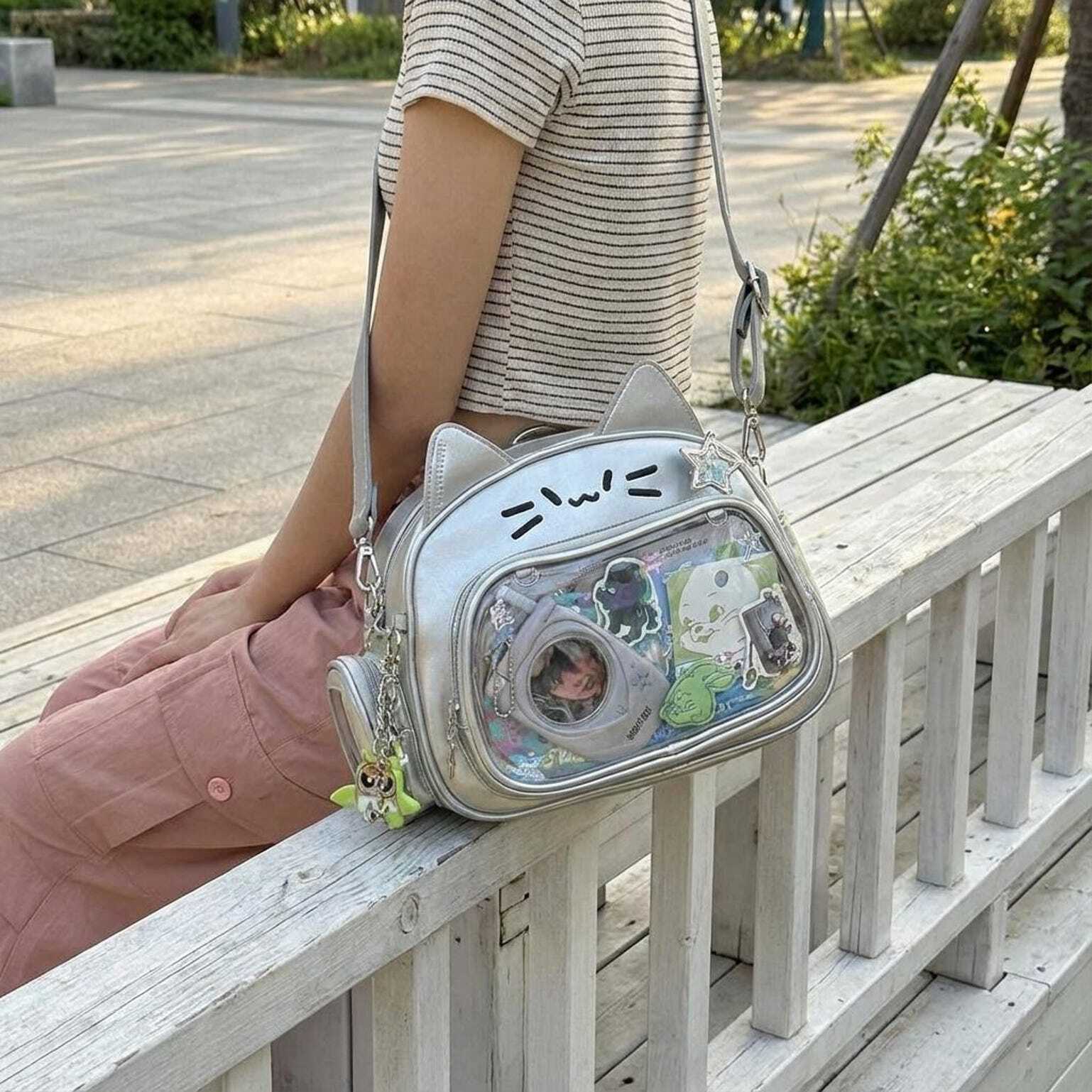 Kawaii Cat Ita Shoulder Bag with Clear Window for Photocards and Pins Kawaii Cat Ita Shoulder Bag with Clear Window for Photocards and Pins