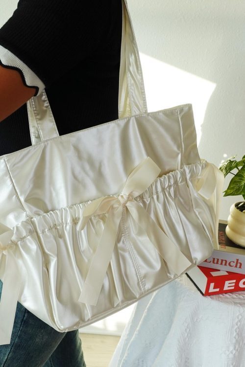 Kawaii Ita Shoulder Bag with Clear Window for Pin Display