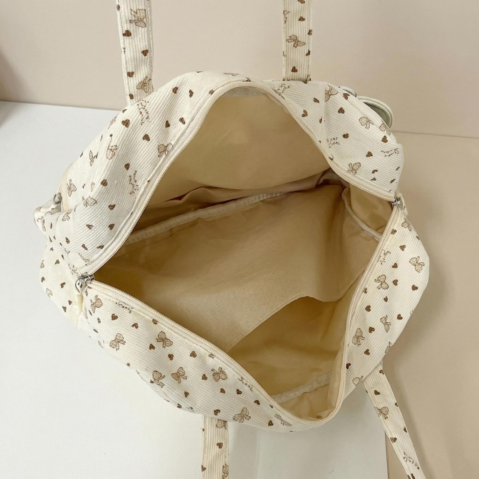 Kawaii Ita Shoulder Bag with Clear Window for Plushies and Pins Kawaii Ita Shoulder Bag with Clear Window for Plushies and Pins