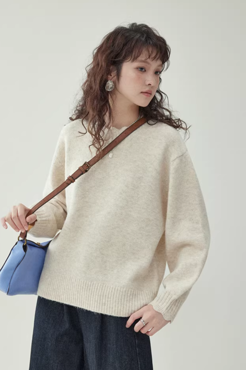 Lace Collar Long-Sleeve Top