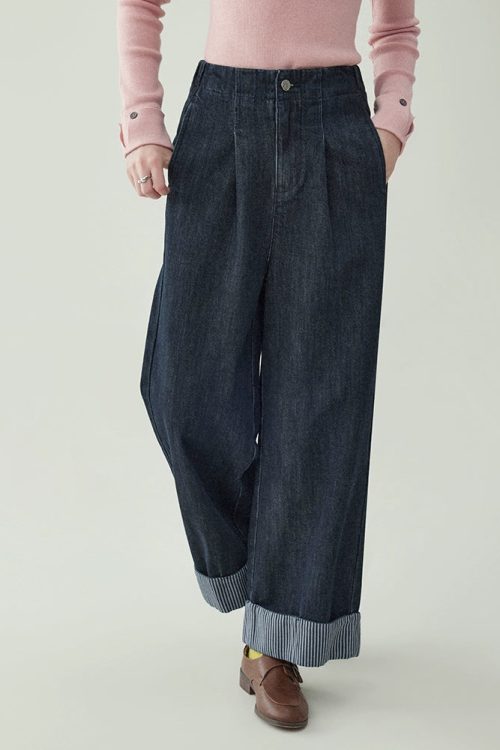 Lace Collar Long-Sleeve Top