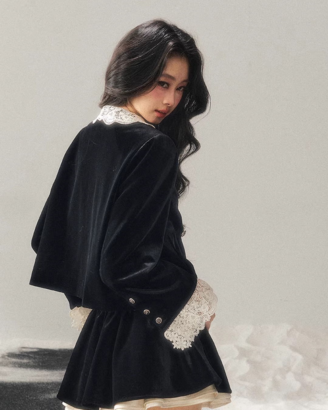 Lace Doll Collar Velvet Tops / Flare Skirt Lace Doll Collar Velvet Tops / Flare Skirt