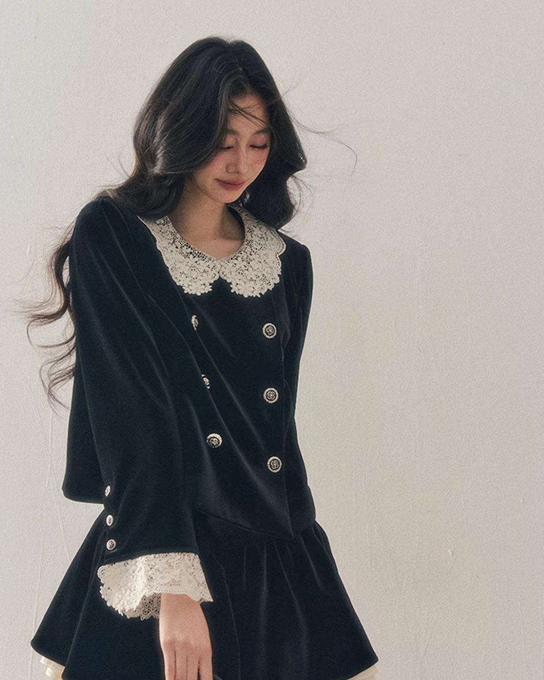 Lace Doll Collar Velvet Tops / Flare Skirt Lace Doll Collar Velvet Tops / Flare Skirt