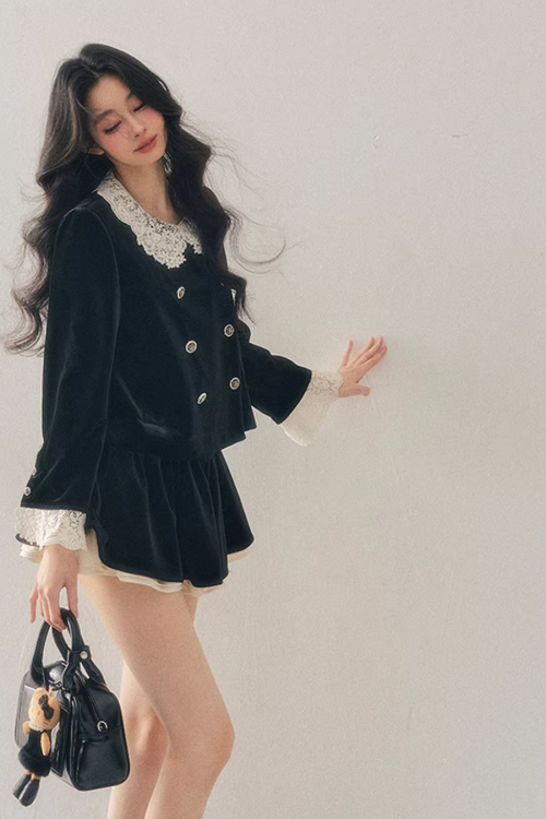 Lace Doll Collar Velvet Tops / Flare Skirt