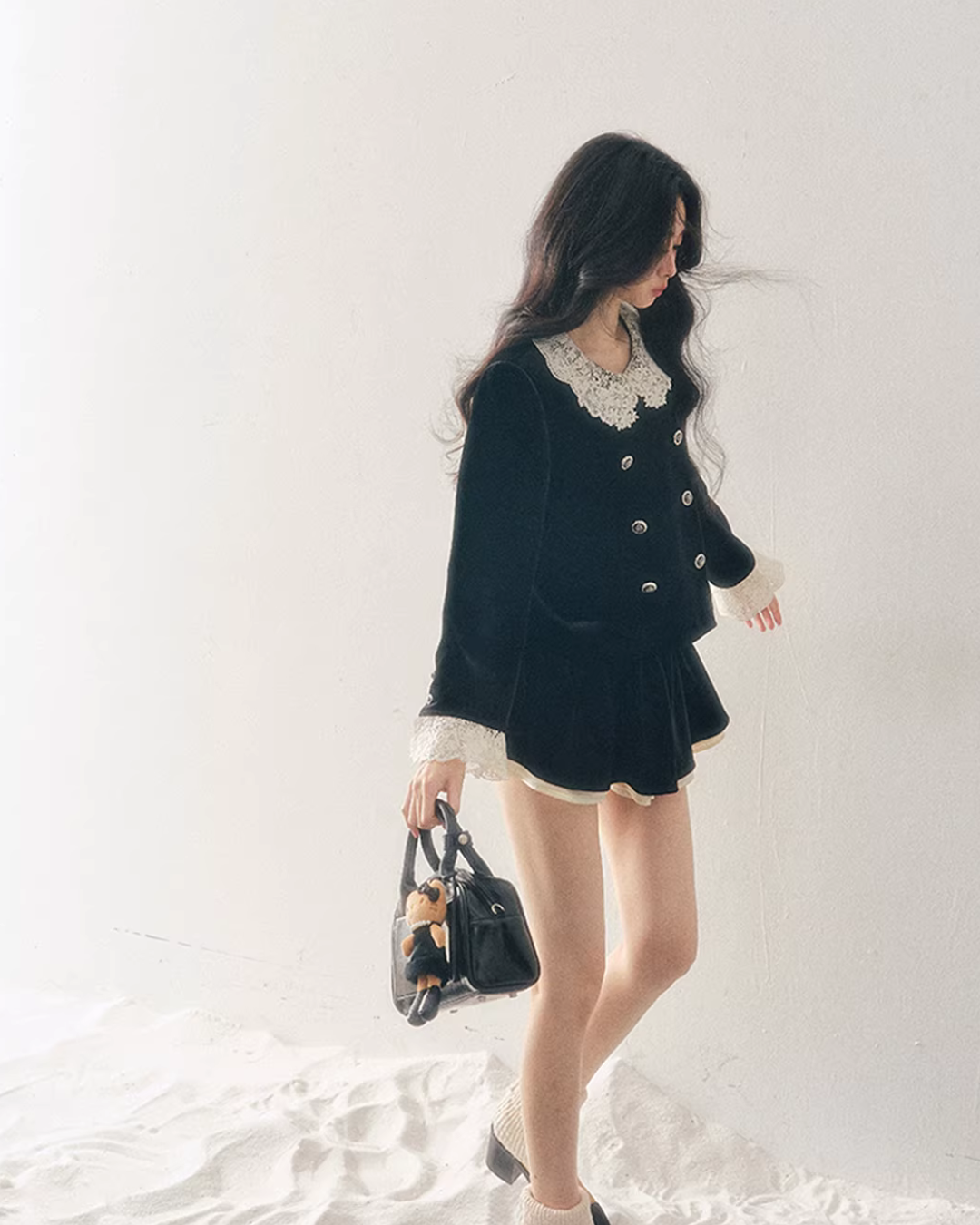 Lace Doll Collar Velvet Tops / Flare Skirt Lace Doll Collar Velvet Tops / Flare Skirt