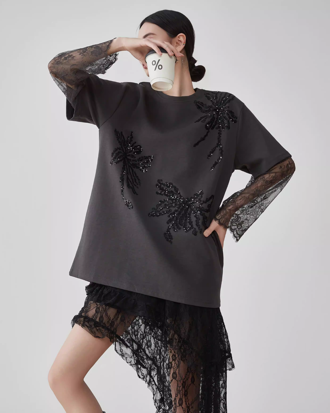 Lace Long-Sleeve Patchwork T-Shirt Lace Long-Sleeve Patchwork T-Shirt