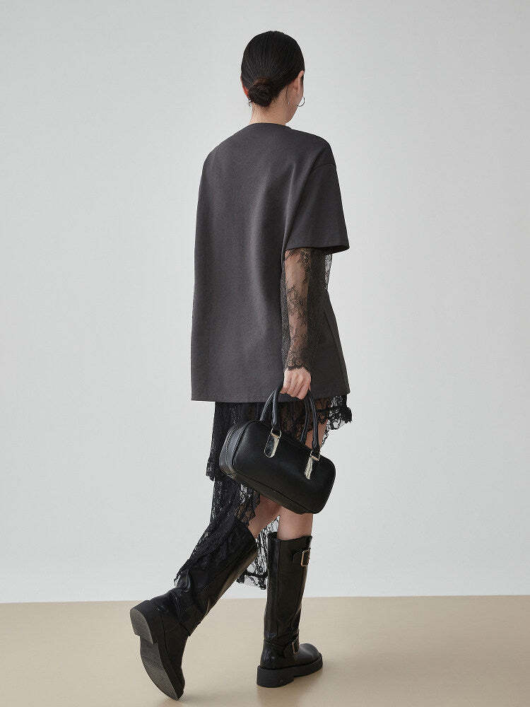 Lace Long-Sleeve Patchwork T-Shirt Lace Long-Sleeve Patchwork T-Shirt