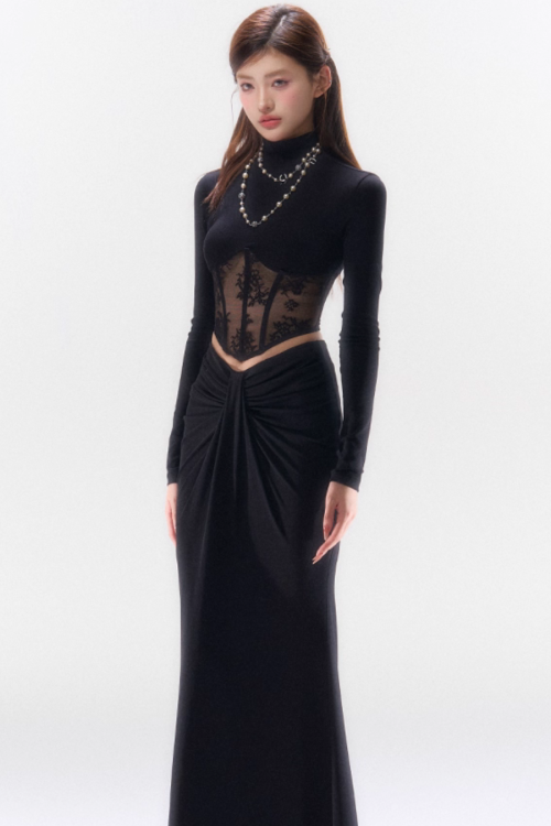 Lace Spliced Waist Long Sleeve Top