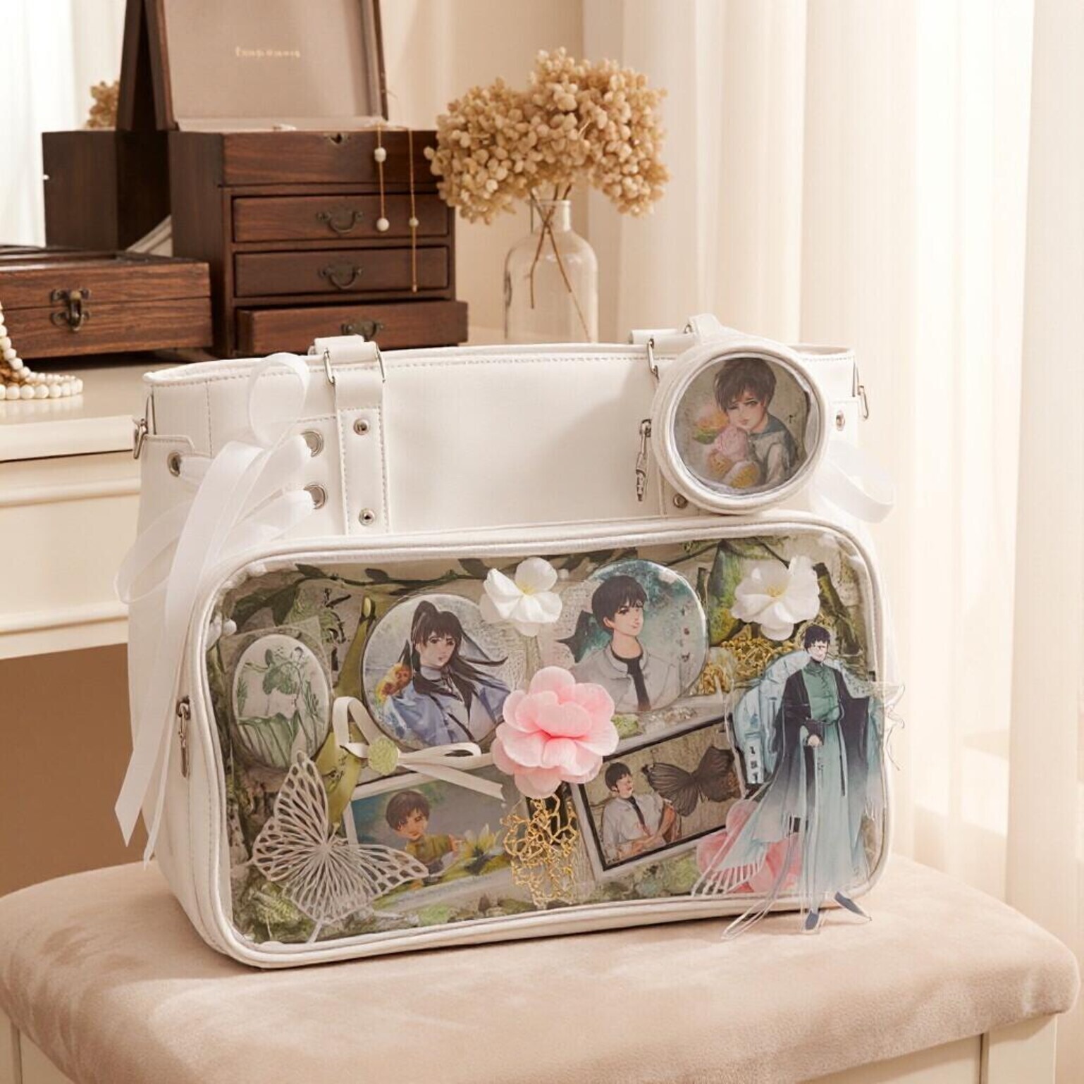 Large Black Kawaii Ribbon Ita Crossbody Bag with Clear Window for Plushies and Pins Large Black Kawaii Ribbon Ita Crossbody Bag with Clear Window for Plushies and Pins