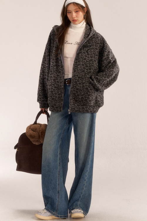 Leopard Print Knit Cardigan