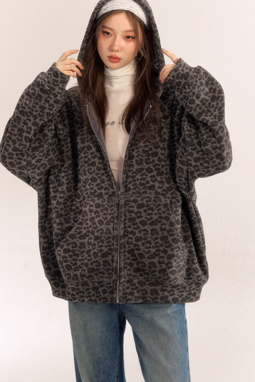 Leopard Print Knit Cardigan