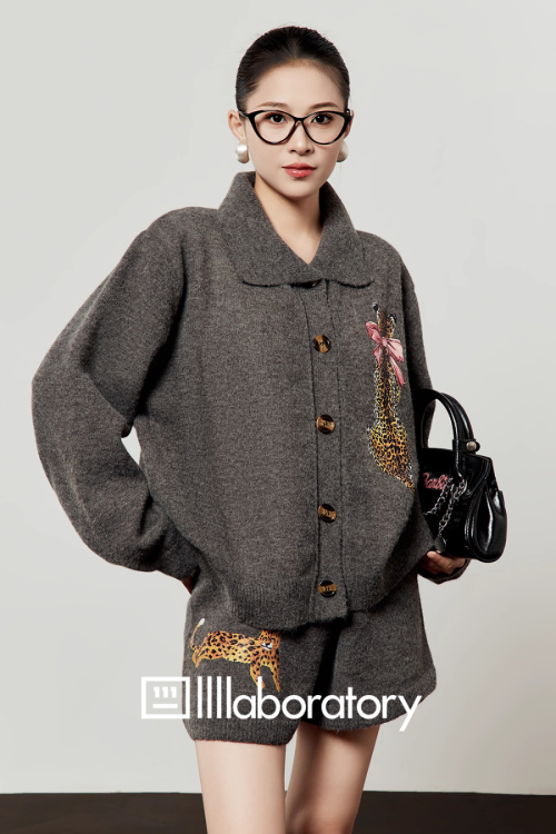 Leopard Print Knit Cardigan / Shorts