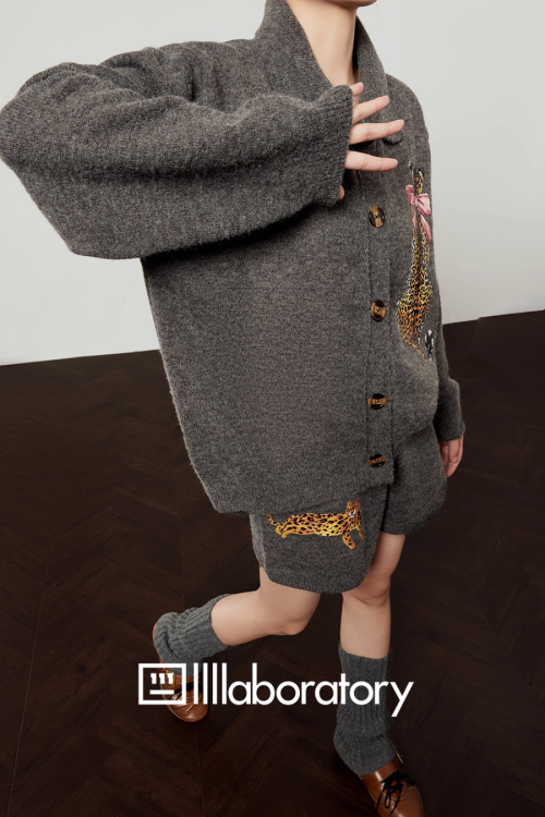 Leopard Print Knit Cardigan / Shorts