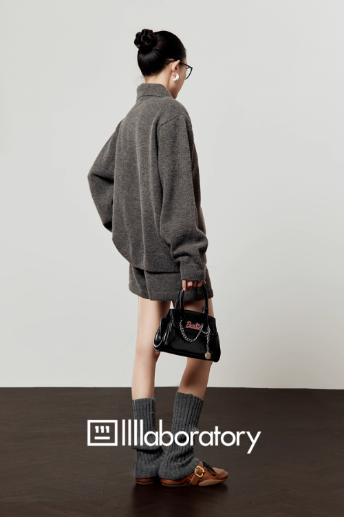 Leopard Print Knit Cardigan / Shorts