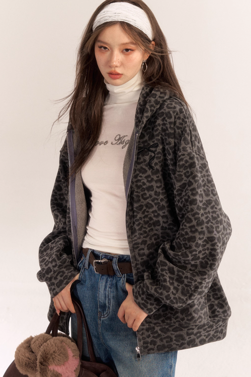 Leopard Print Knit Cardigan