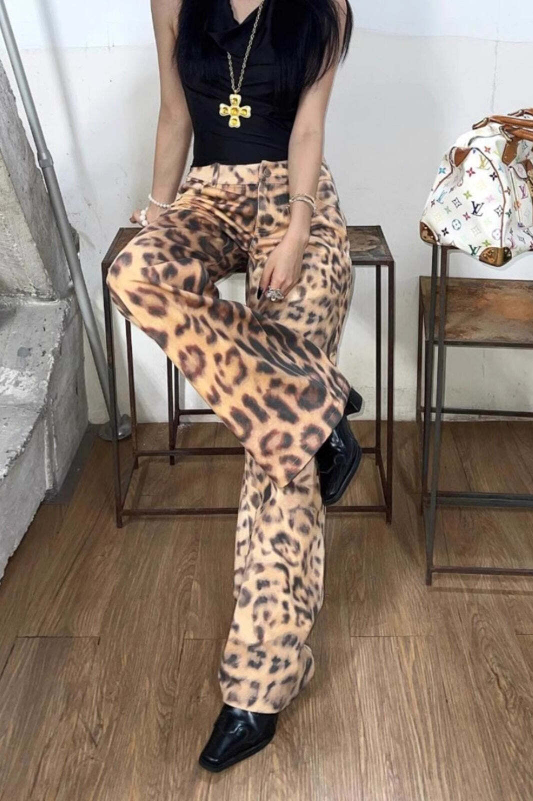Leopard Print Low Rise Wide Leg Jeans Leopard Print Low Rise Wide Leg Jeans