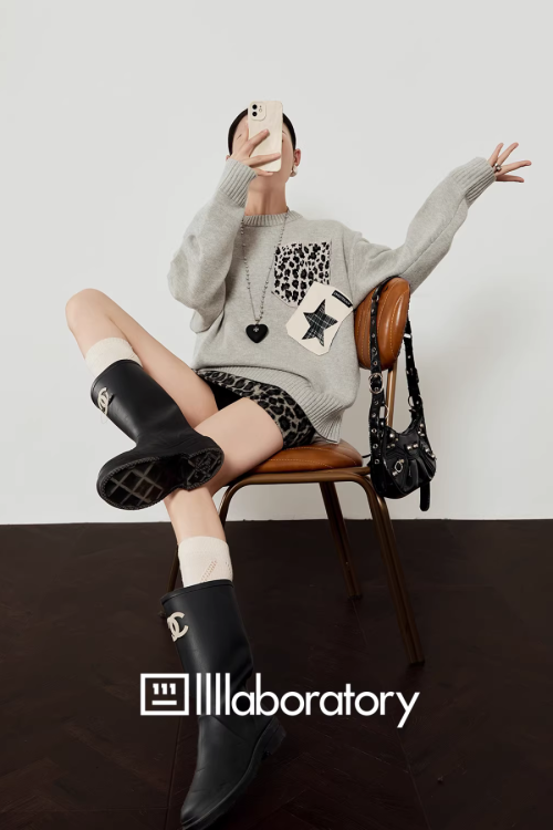 Leopard Round Neck Knit / Leopard Mini Skirt