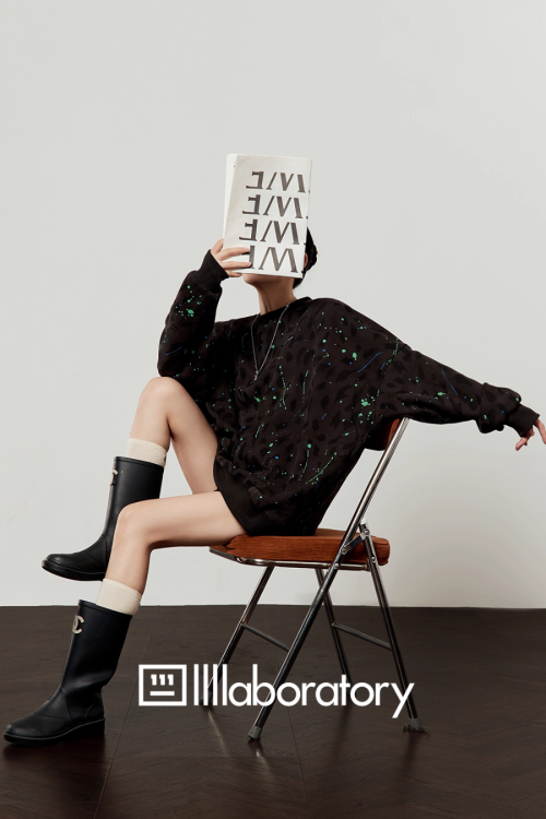 Leopard Round Neck Top / Leather Skirt