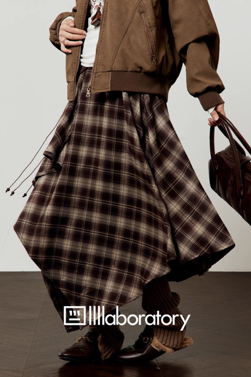 Long-Sleeve Top / Paid Long Skirt / Caramel Blouson