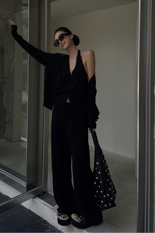 Long Sleeve Top / Short Pants / Halter Neck Top