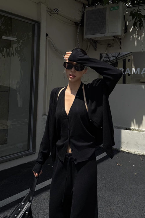 Long Sleeve Top / Short Pants / Halter Neck Top