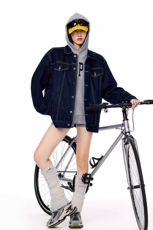 Loose Silhouette Denim Jacket