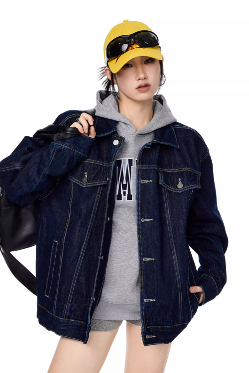 Loose Silhouette Denim Jacket