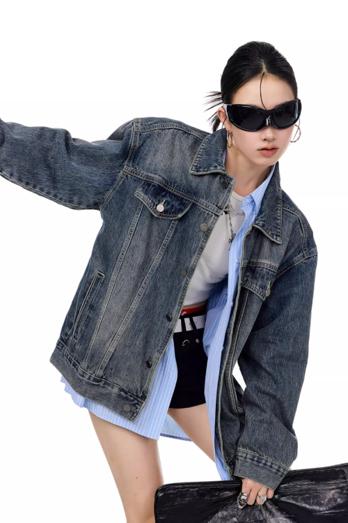 Loose Silhouette Denim Jacket