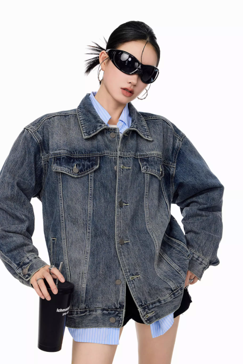 Loose Silhouette Denim Jacket