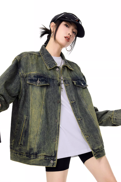 Loose Silhouette Denim Jacket