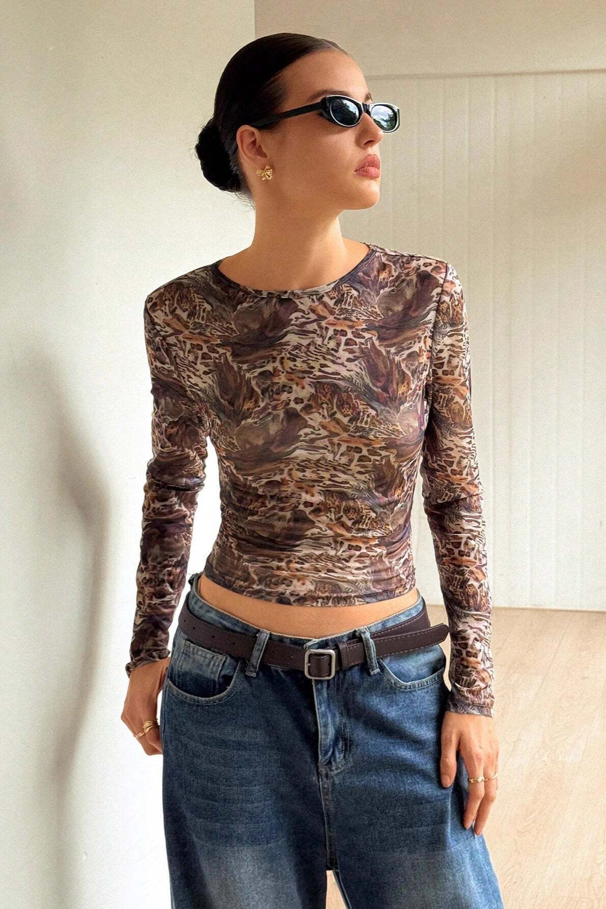 Mesh Sheer Leopard Print Slim Fit Long Sleeve Tee Mesh Sheer Leopard Print Slim Fit Long Sleeve Tee